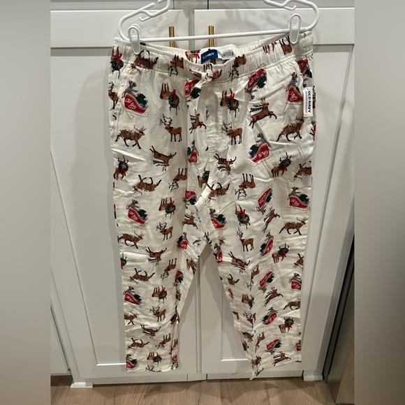 NWT Old Navy Festive Reindeer Pajama Pants - Picture 1 of 6